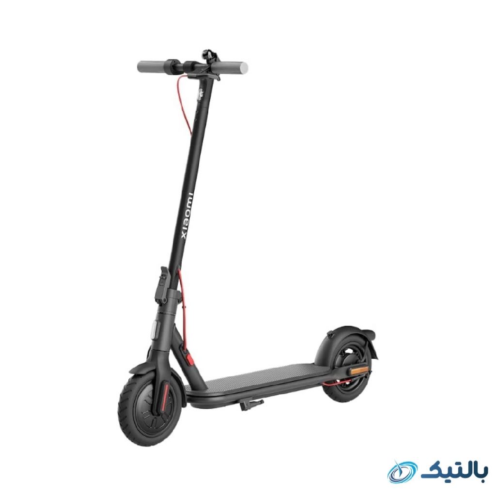 Xiaomi-Electric-Scooter-4-Lite-1